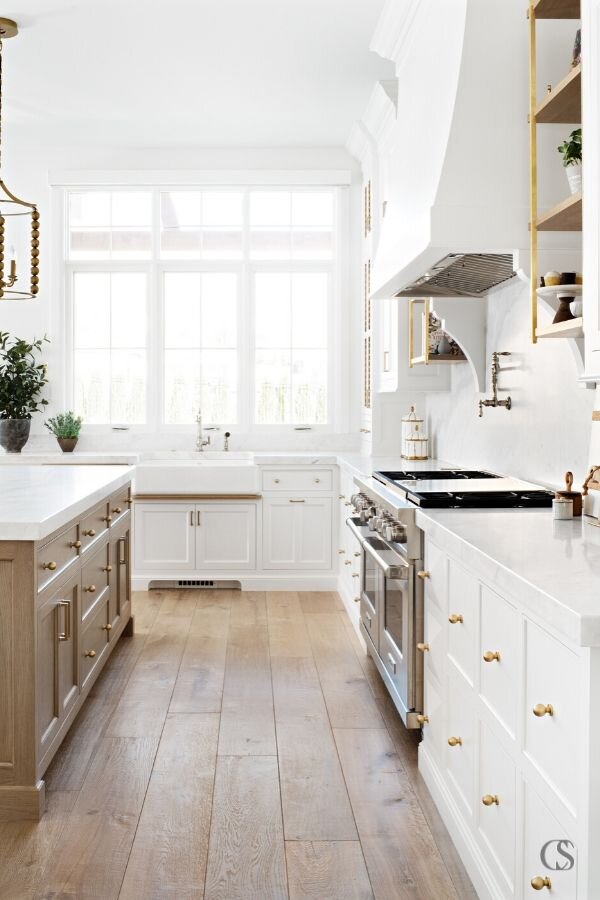 white walls with off white cabinets