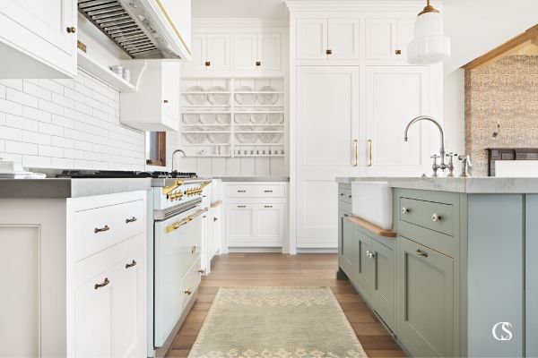 What better way to solidify your farmhouse aesthetic in the kitchen than with a traditional farmhouse kitchen island complete with farmhouse sink?