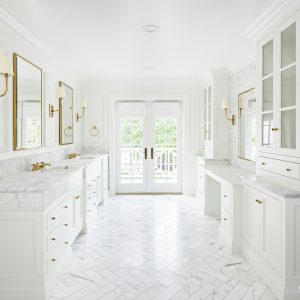 Functional bathroom cabinetry can make or break the entire space, and when you are looking for the best bathroom cabinetry in Weber county, look no further than Christopher Scott Cabinetry where every detail in your cabinetry is meticulously planned and installed.