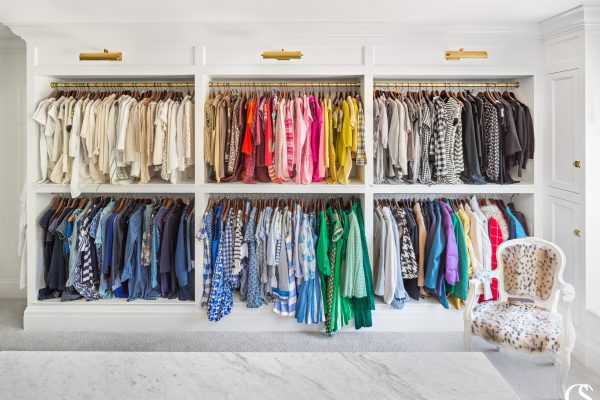 The best built in custom cabinet for your closet should be a springboard for your items to shine and be easily found—even if you don't organize by the rainbow ;)