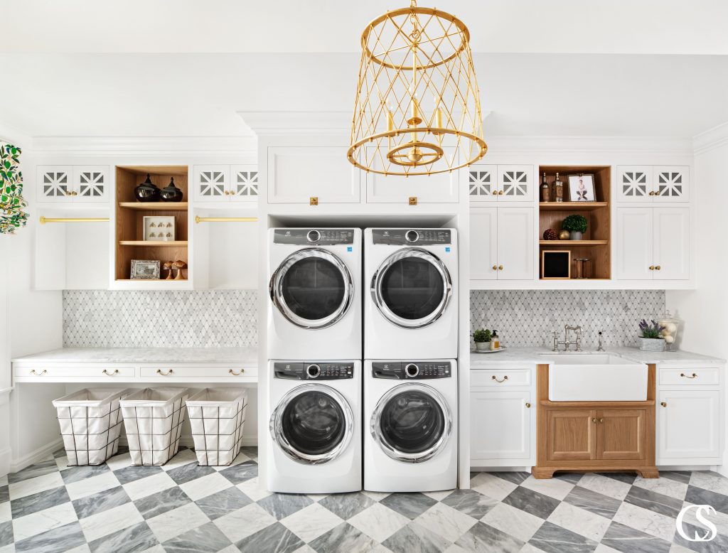 There is no reason to keep your personality out of the laundry room. These are some of the best cabinets for adding some pizzazz to the task, and keep it in harmony with the rest of the home's cabinetry design.