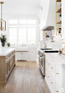 KITCHEN ISLANDS - Christopher Scott Cabinetry