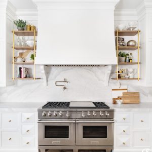 Oven Hood Design And Installation - Christopher Scott Cabinetry