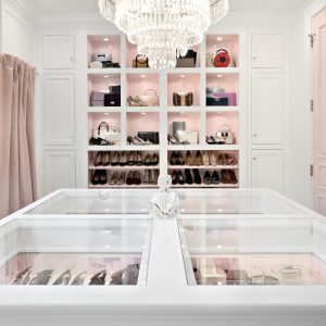 Custom closet cabinets give you the chance to display all your shoes, purses, and other accessories in a perfectly organized and beautiful way.