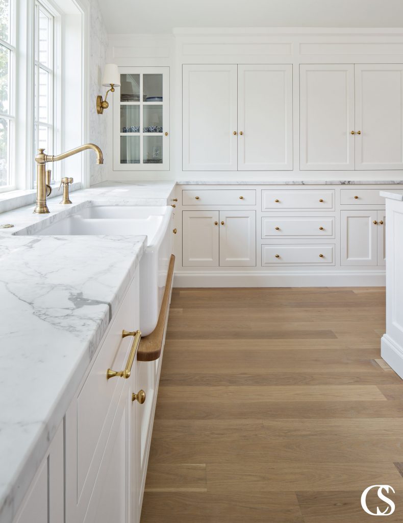 Designing custom kitchen cabinets can be like solving a puzzle about sizes of cupboards and drawers, cabinet door ideas, and how they can all fit together in the best locations for optimal functionality.