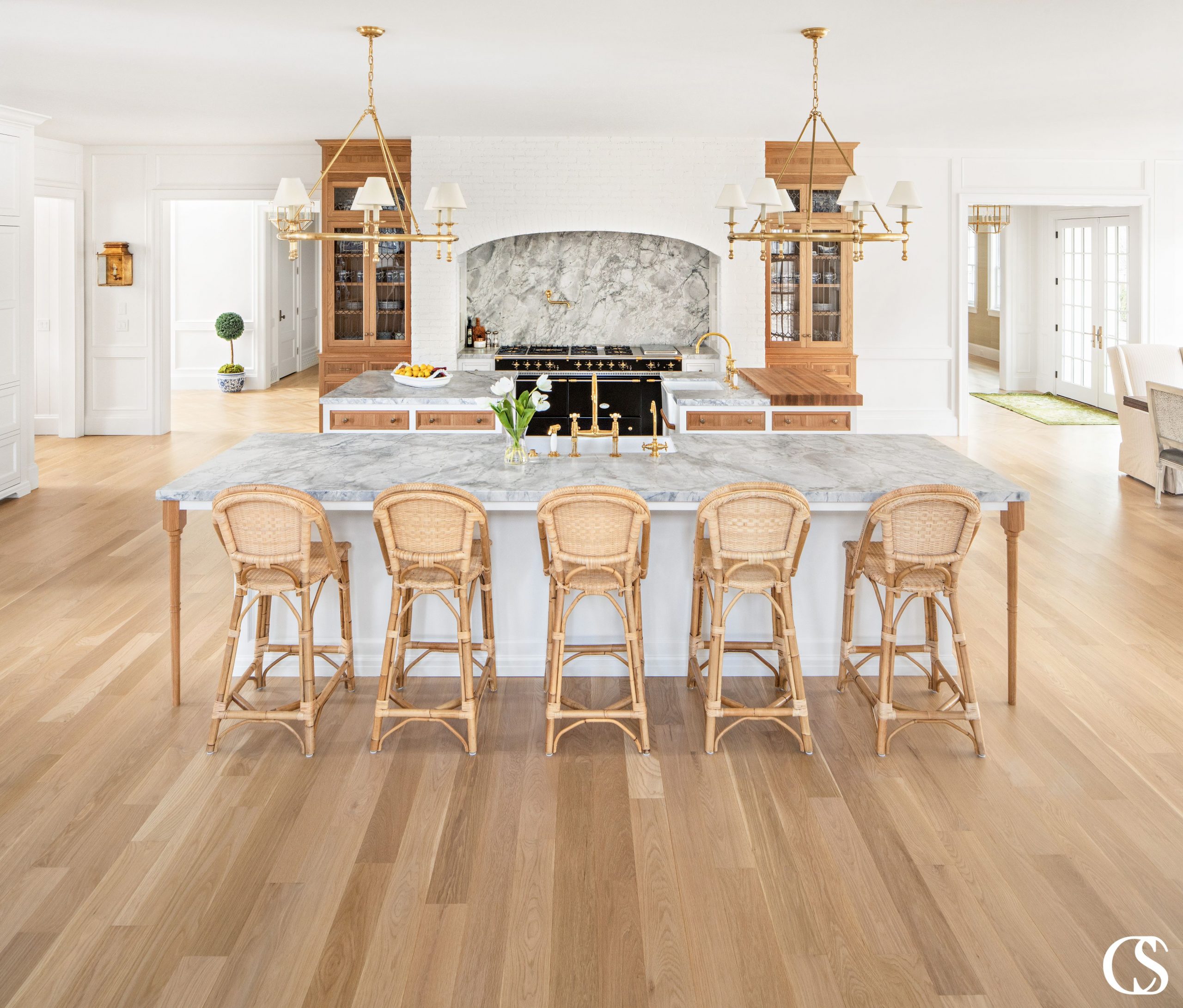 Interior Design Tips To Create An Outstanding First Impression